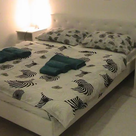 Apartmán Place With Pool Umag
